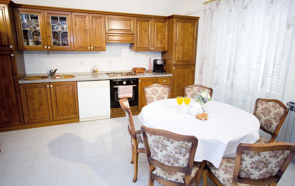 Apartment Pcelica Maja Ποντστράνα Δωμάτιο φωτογραφία
