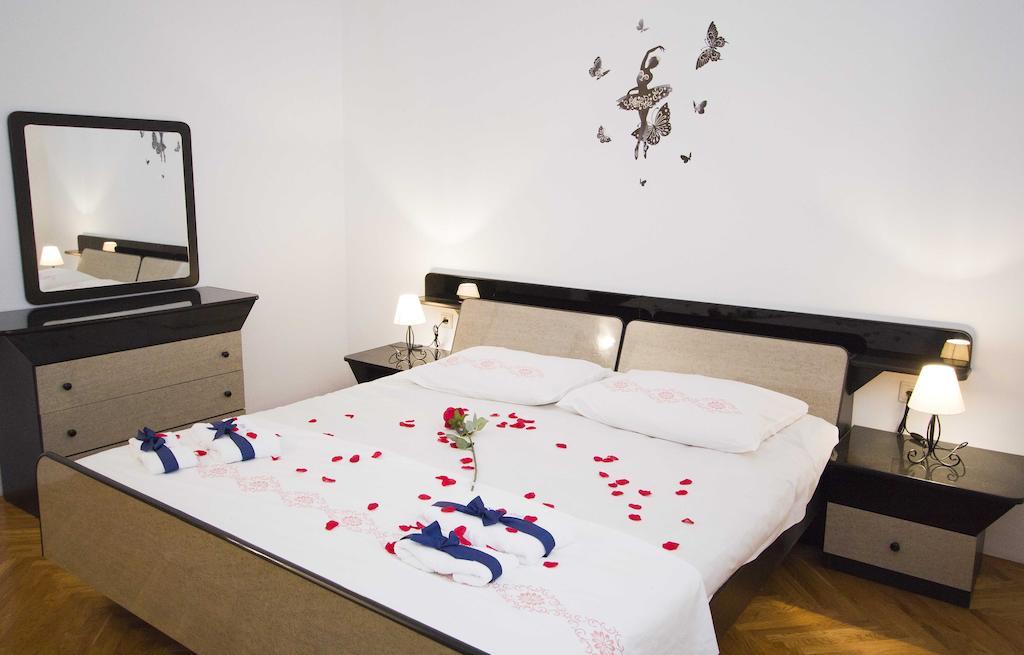 Apartment Pcelica Maja Ποντστράνα Δωμάτιο φωτογραφία